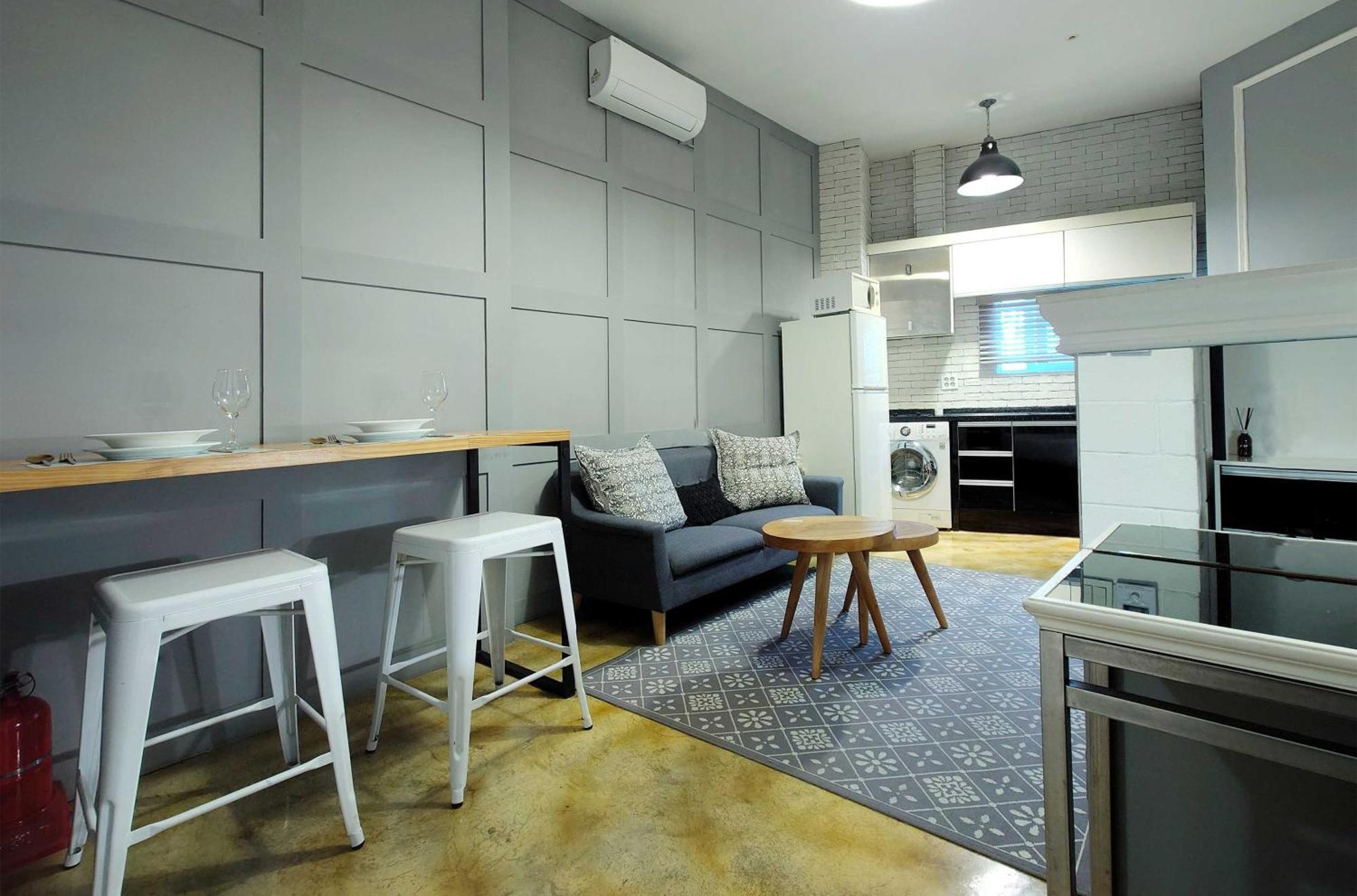 Seoul Loft Apartments - Sla 7 Night Minimum Номер фото